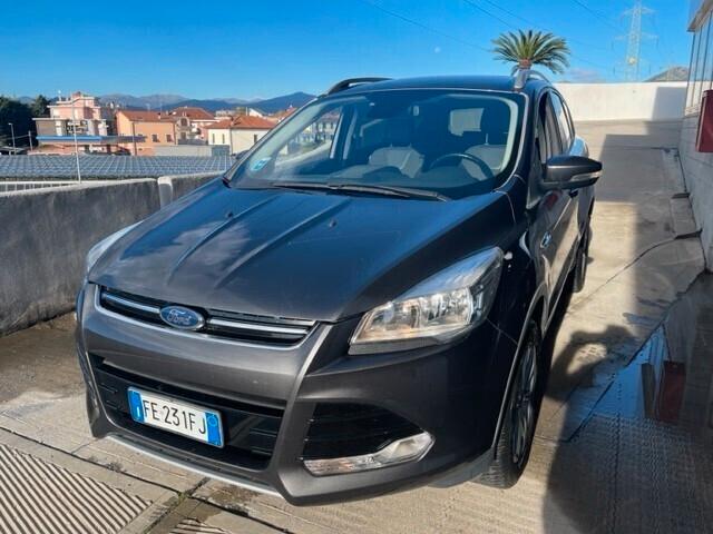 Ford Kuga 2.0 TDCI 150 CV 4WD S&S Titanium Business