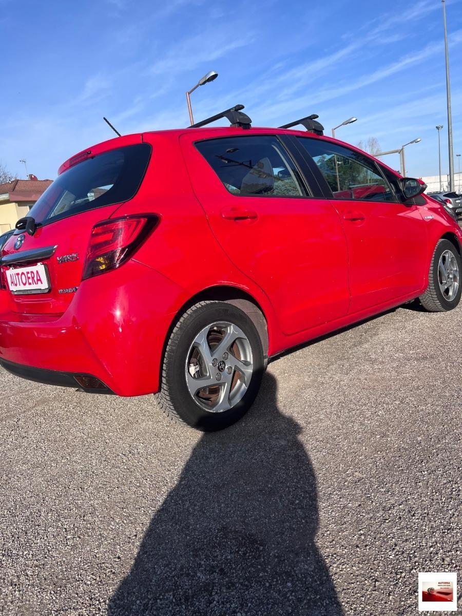 TOYOTA - Yaris - 1.5 Hybrid 5p. Trend "Red Edition"
