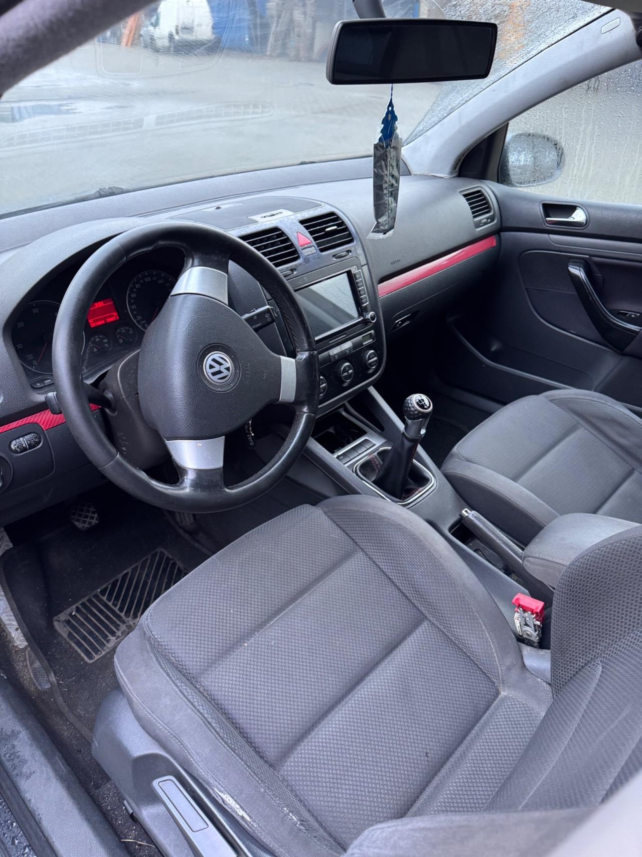 Volkswagen Golf 2.0 16V TDI 5p. Sportline