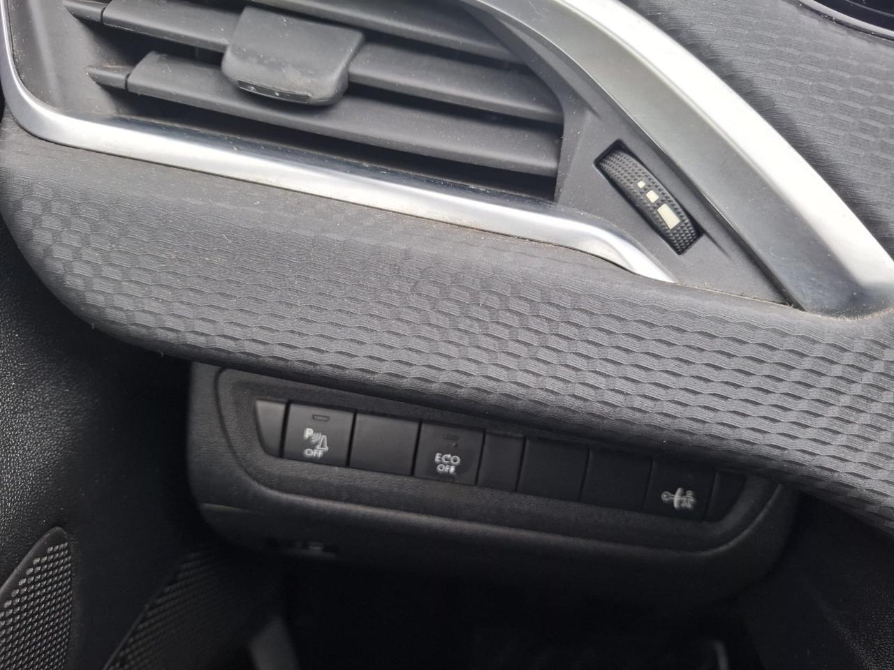 Peugeot 2008 1.6 e-HDi 115 CV Stop&Start Allure
