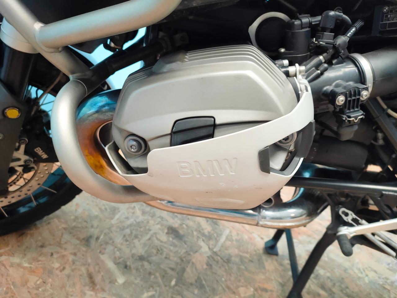 Bmw R 1200 GS Adventure con Tris valigie Alluminio