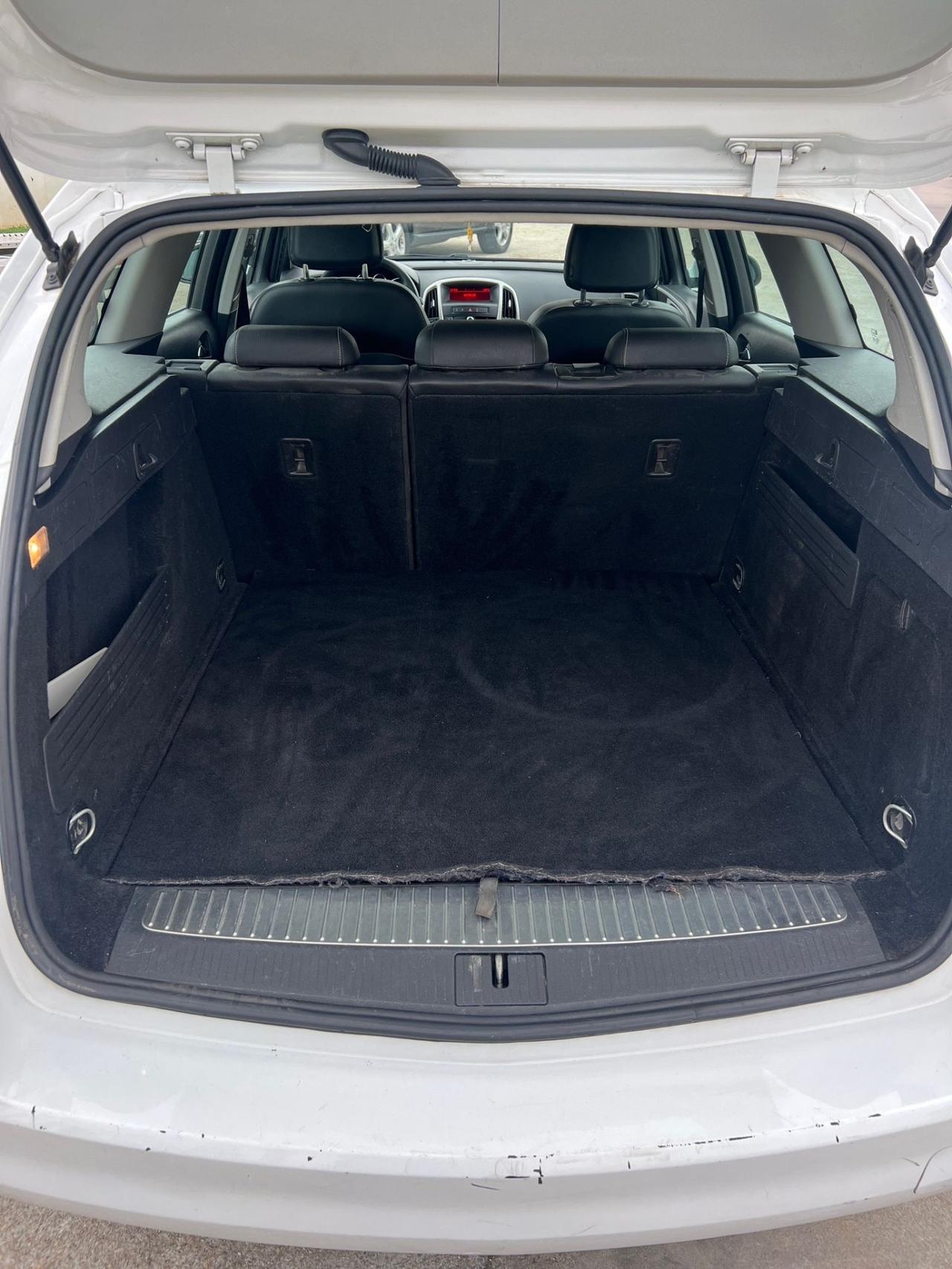 Opel Astra 1.7 CDTI 110CV Sports Tourer Cosmo