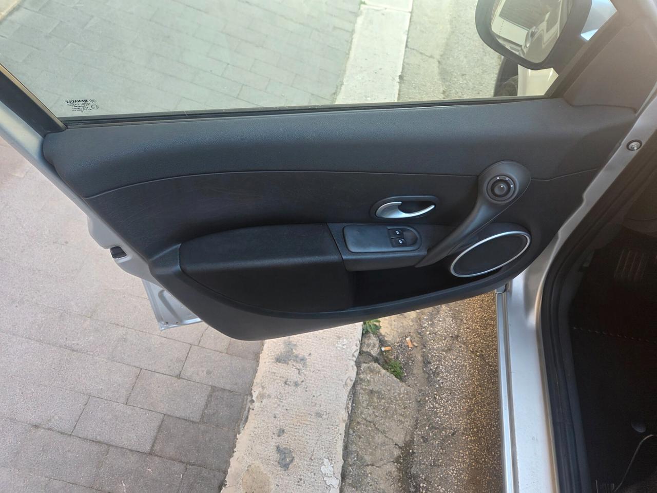 RENAULT CLIO 1.5 DCI 85 CV SOLI KM95000 CERTIFIC NAVIG