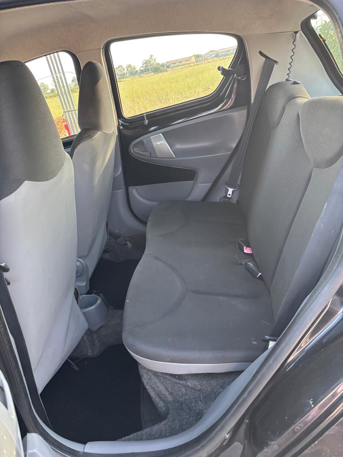 Toyota Aygo 1.0 70 CV - adatta per neopatentati