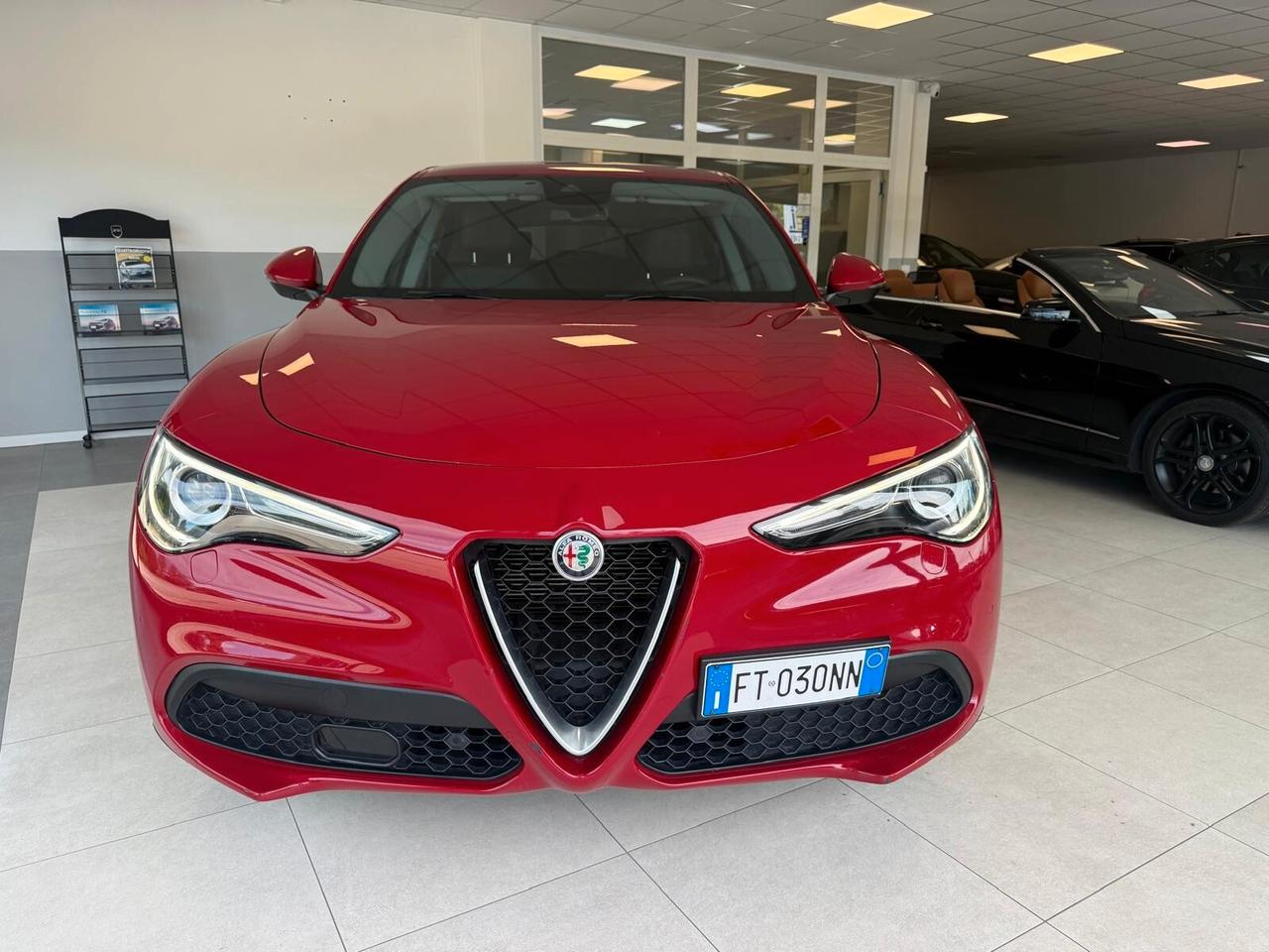 Alfa Romeo Stelvio 2.0 Turbo 200 CV AT8 Q4 Executive