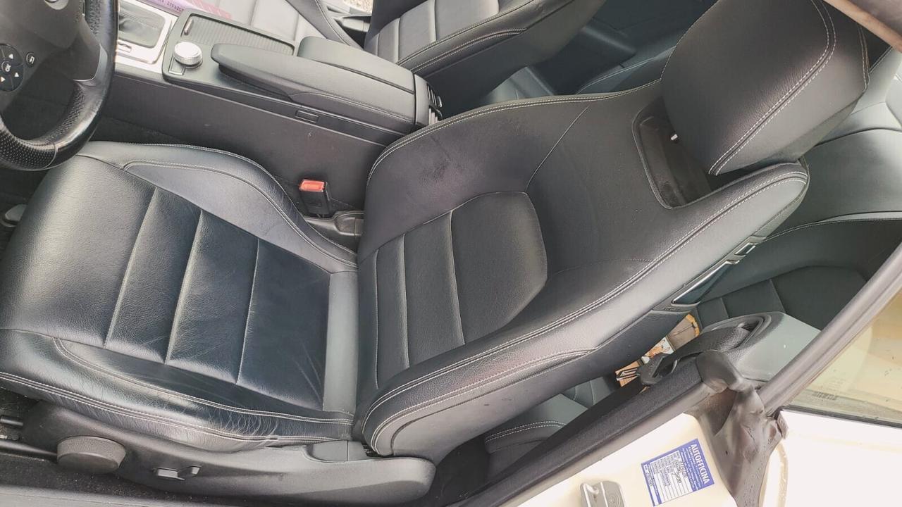IMPECCABILE-PERFETTA-Mercedes-benz E 250 CDI Coupé BlueEFFICIENCY Avantgarde