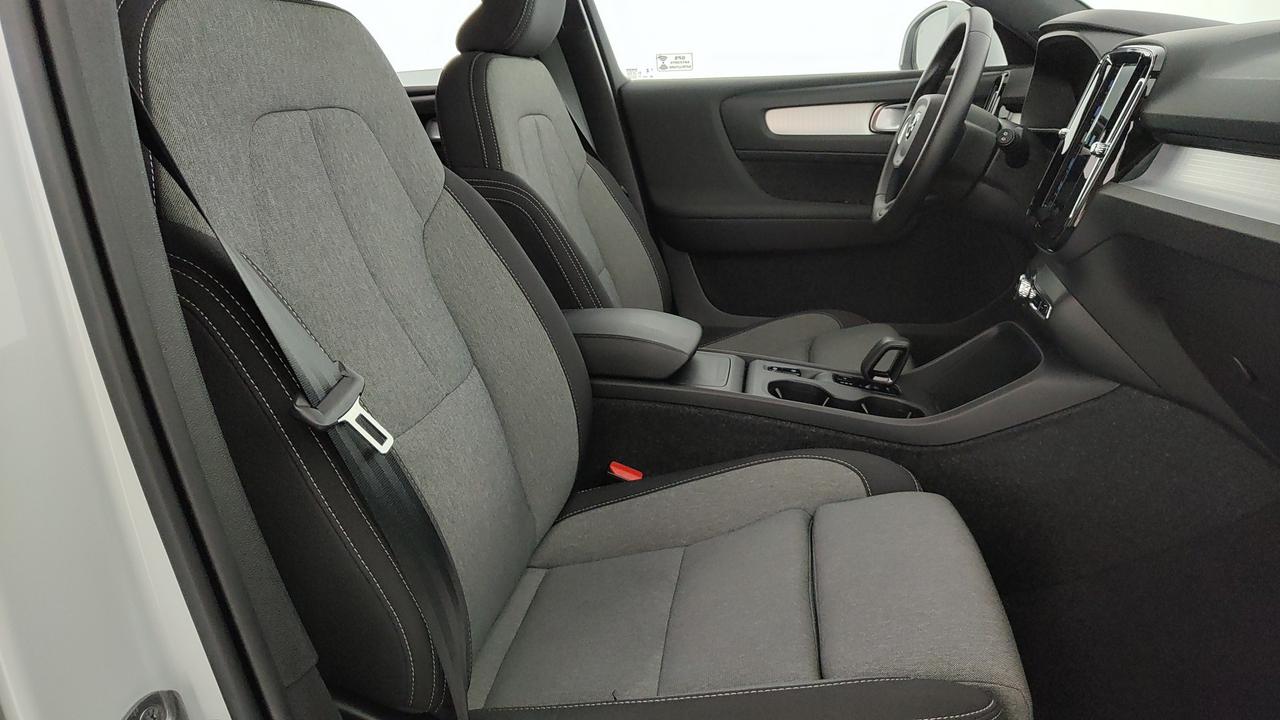 VOLVO XC40 2.0 b3 Core auto