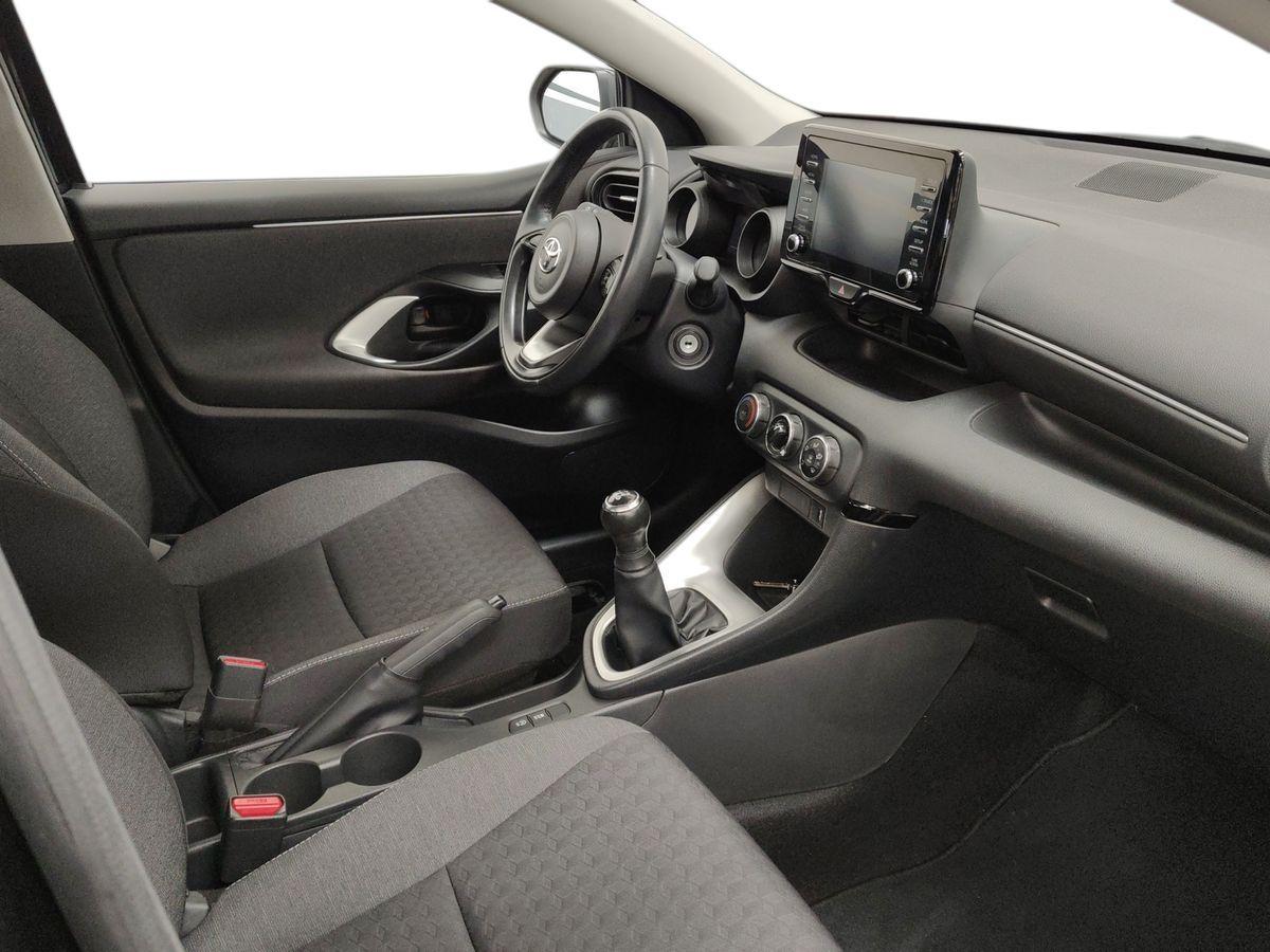 TOYOTA Yaris 4ª serie - Yaris 1.0 5 porte Trend