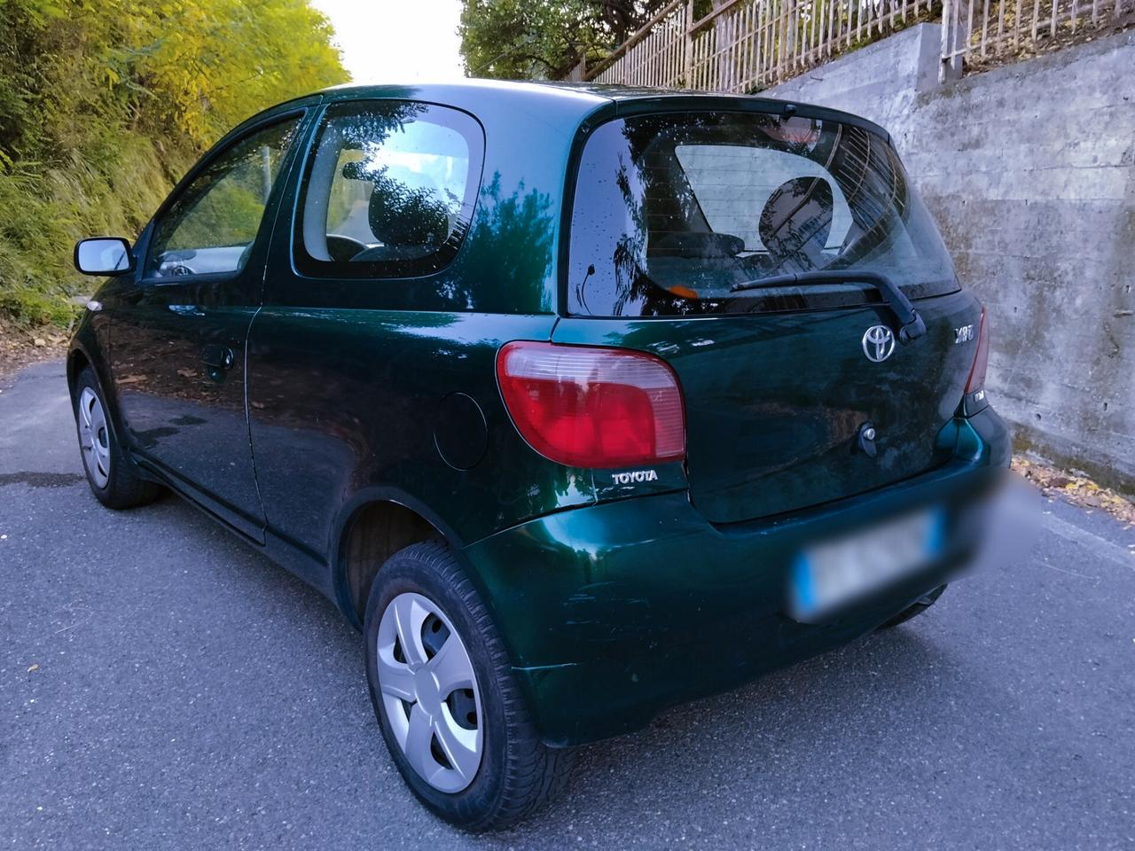 Toyota Yaris 1.0i 16V cat 3 porte