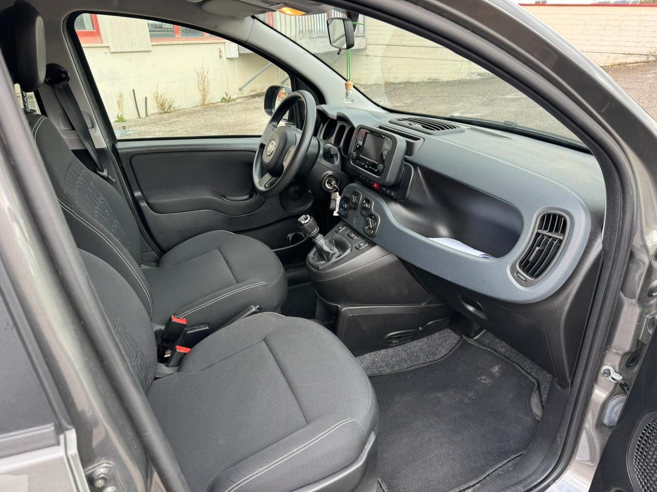 Panda 1.0 GPL Hybrid City Life 19.000 KM