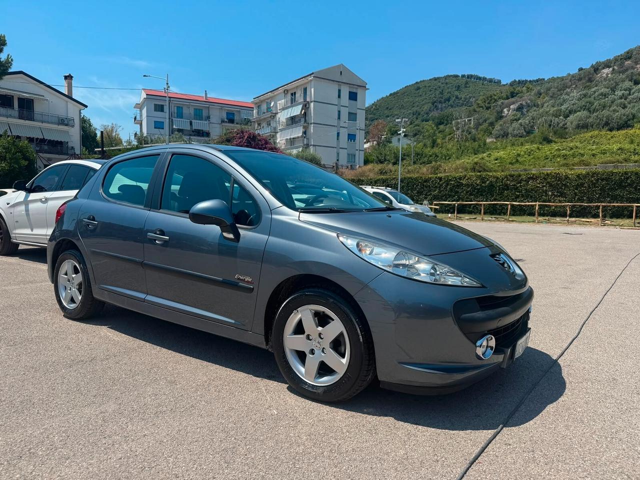 Peugeot 207 1.4 DIESEL XNEOPATENTI 99.000 KM
