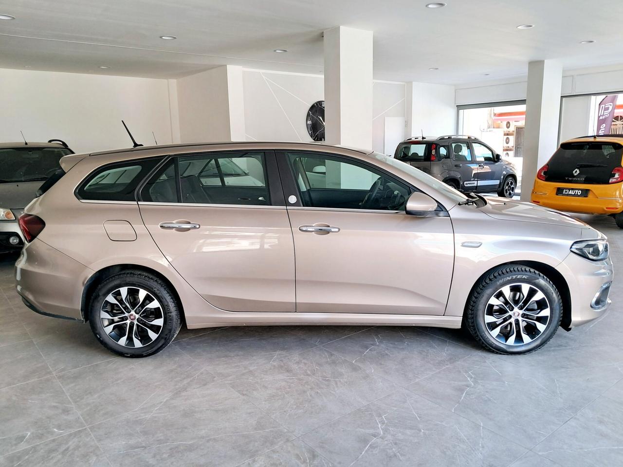 Fiat Tipo 1.6 Mjt S&S SW Mirror