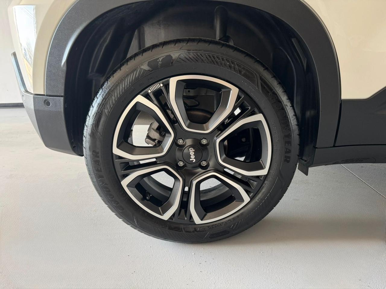 Jeep Avenger 1.2 Turbo 100 CV Summit