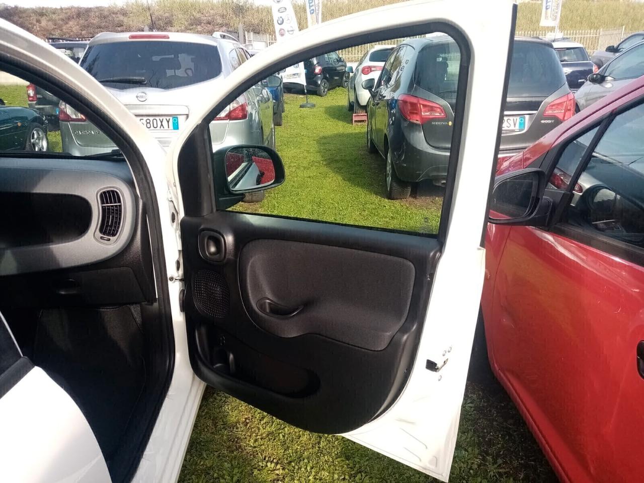 NOLEGGIO FIAT PANDA 1.0 FIREFLY SS HYBRID PANDINA