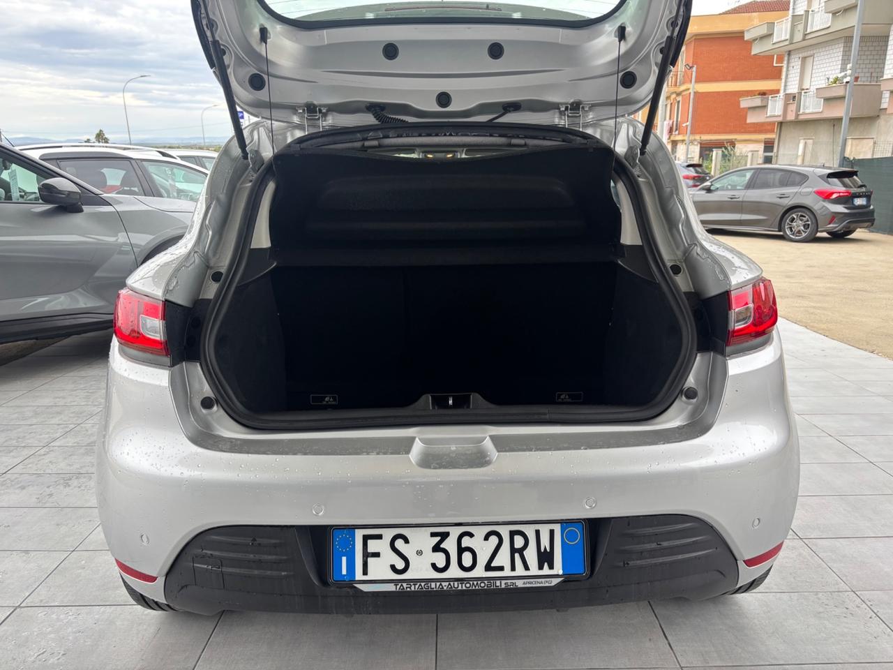 Renault Clio dCi 8V 75 CV 5 porte Moschino Intens