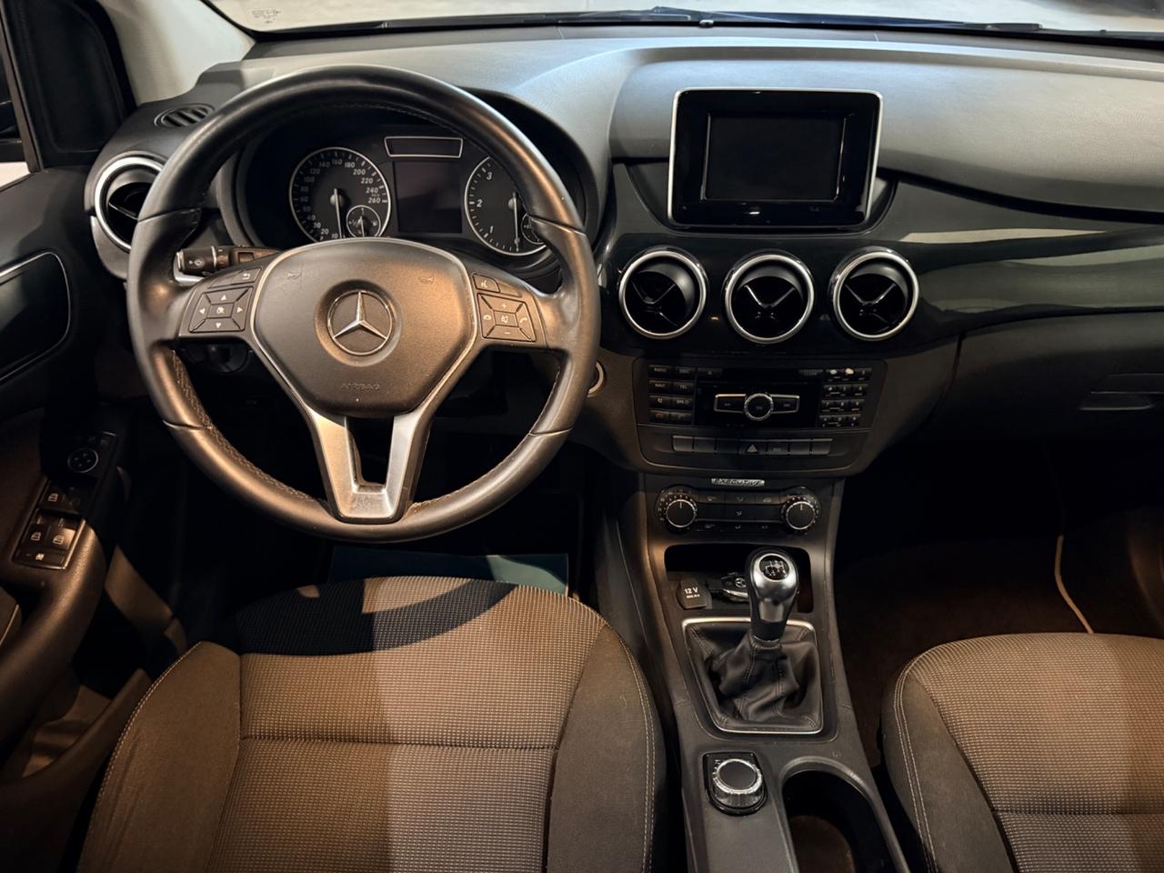 Mercedes-benz B 180 CDI BlueEFFICIENCY Executive