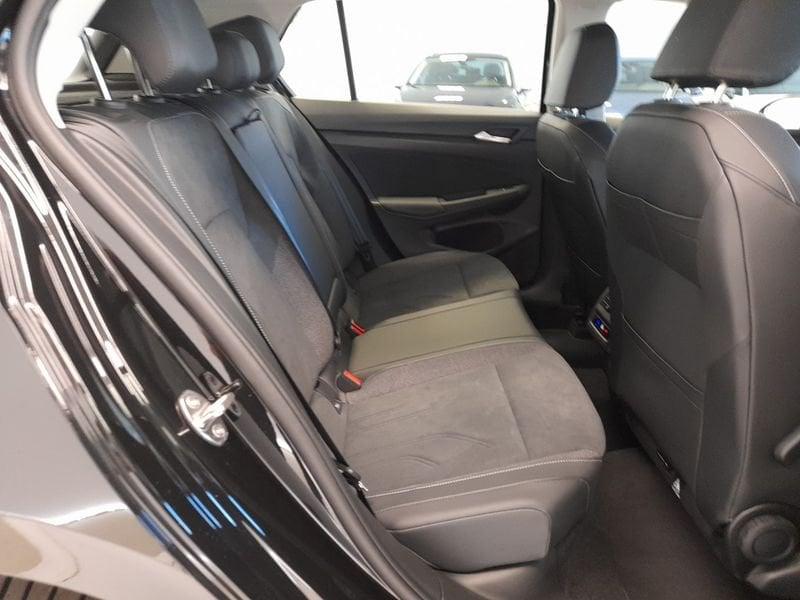 Volkswagen Golf 1.5 TSI eHybrid Style DSG