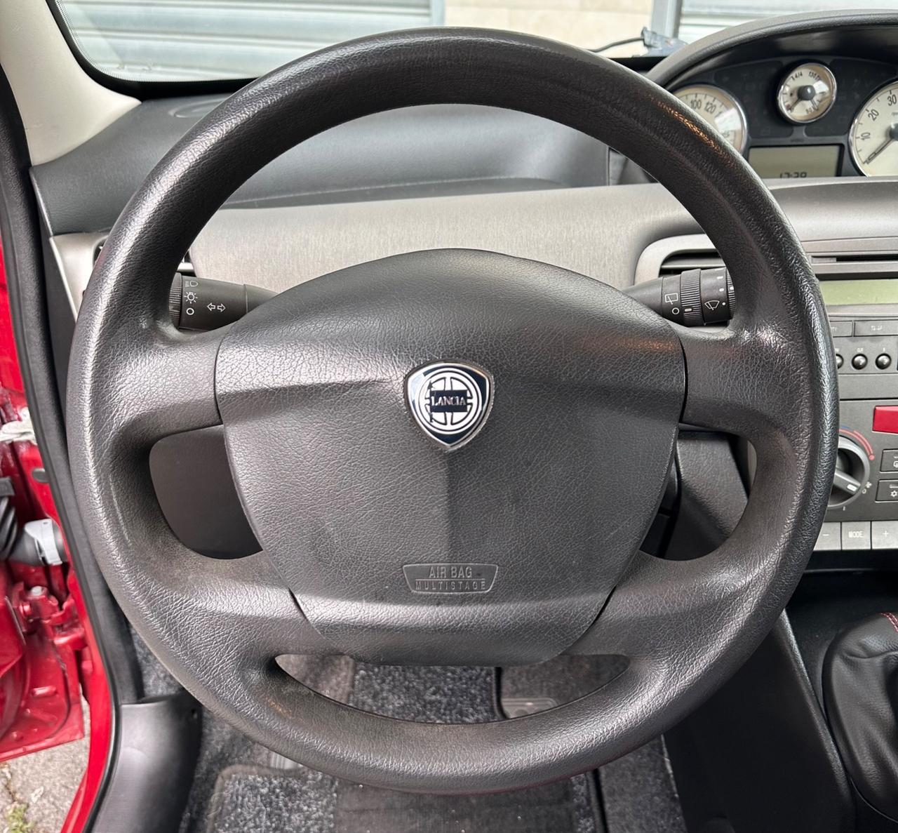 Lancia Ypsilon 1.3 Multijet 70 cv