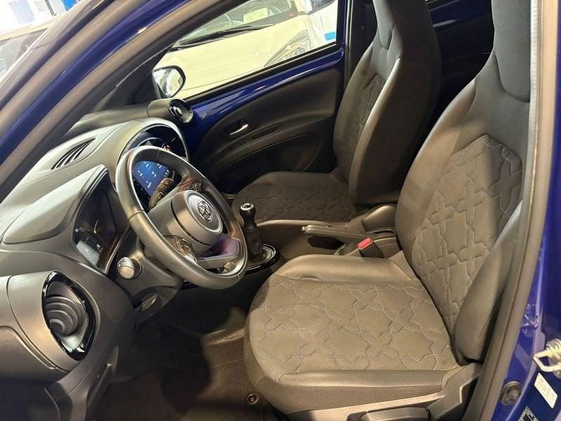 Toyota Aygo X 1.0B (72 CV) Lounge