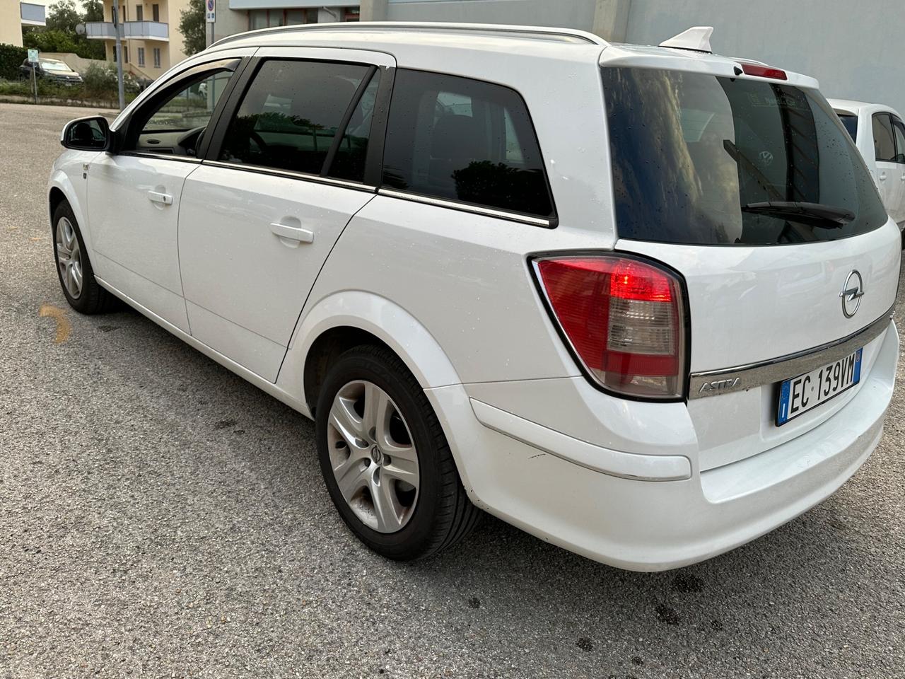 Opel Astra 1.7 CDTI 110CV ecoFLEX Station Wagon 2010
