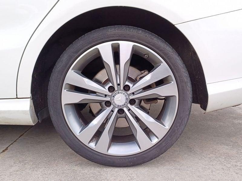 Mercedes-Benz CLA Classe - C117 Diesel 200 cdi Sport