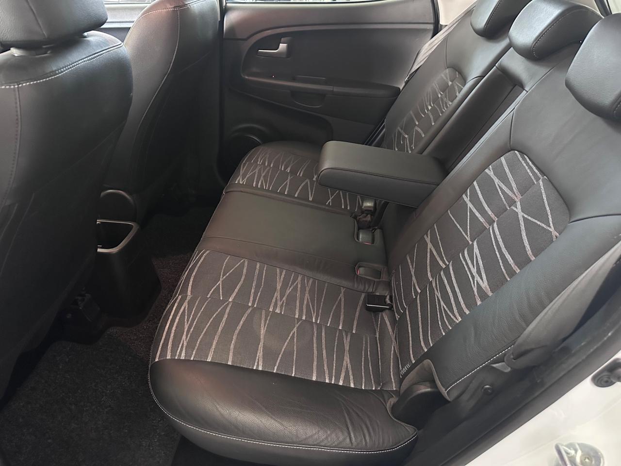 Kia Venga 1.4 Benzina CVVT Cool Ok Neopatentati