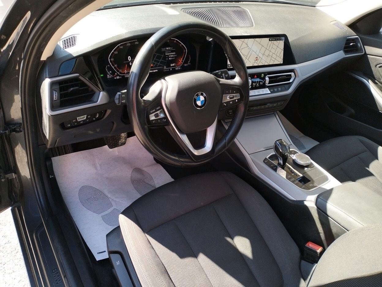 BMW 320 d Touring auto