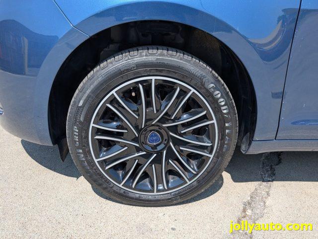 LANCIA Ypsilon 1.0 FireFly 5P S&S Hybrid Gold 5 posti - Ruotino