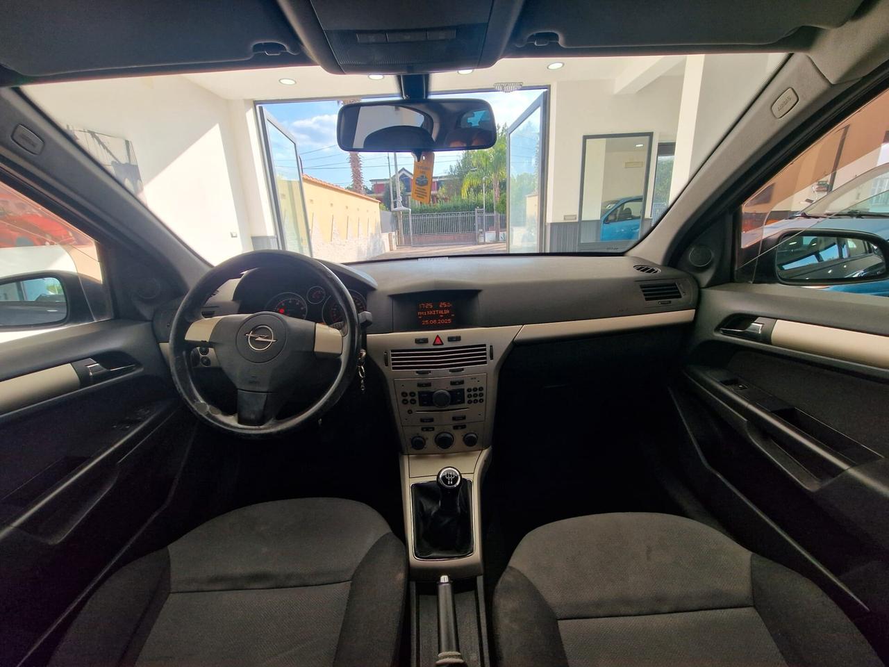 Opel Astra 1.4 16V Twinport 5 porte Club gpl