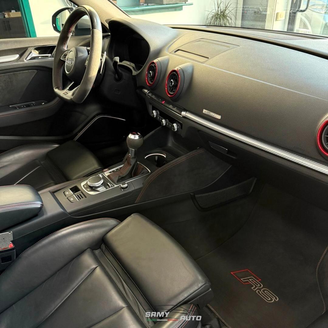 Audi RS3 Audi RS3 RS3 Sportback 2.5 tfsi quattro s-tronic