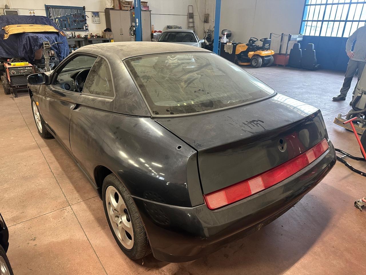 Alfa Romeo GTV 2.0i 16V Twin Spark cat