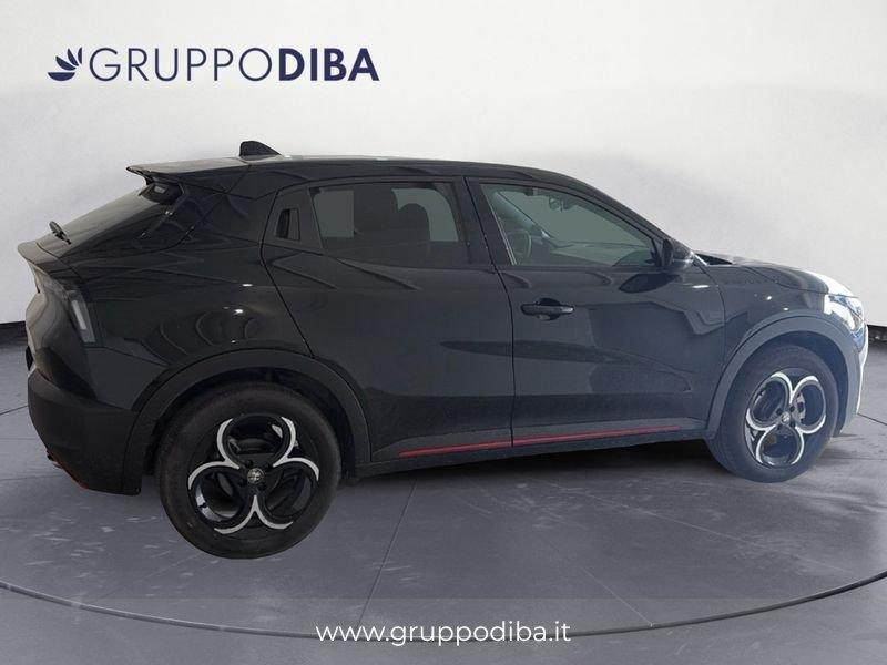Alfa Romeo Junior 1.2 ibrida Speciale 145cv edct6