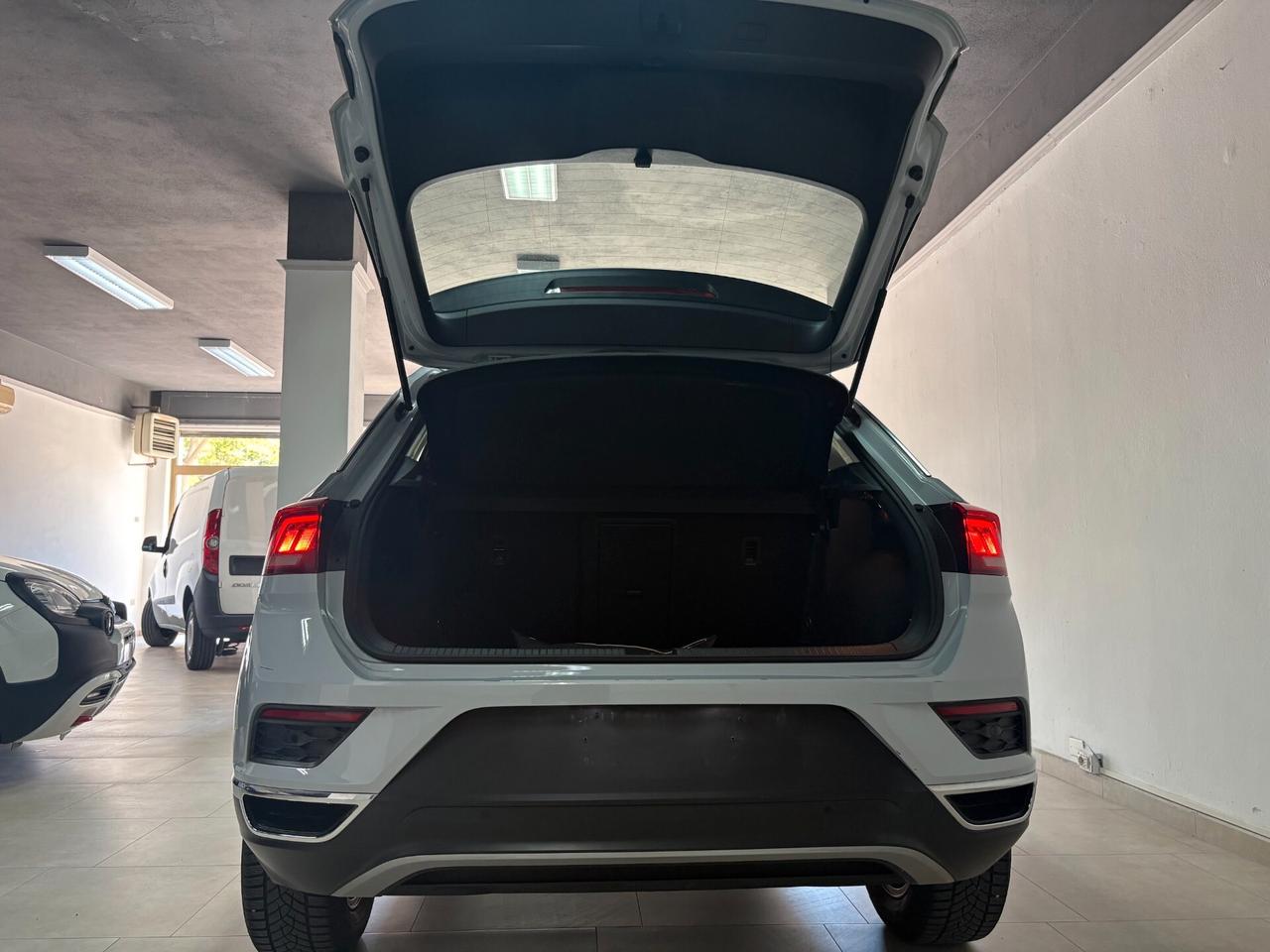 Volkswagen T-Roc 1.0 TSI Business BlueMotion Technology