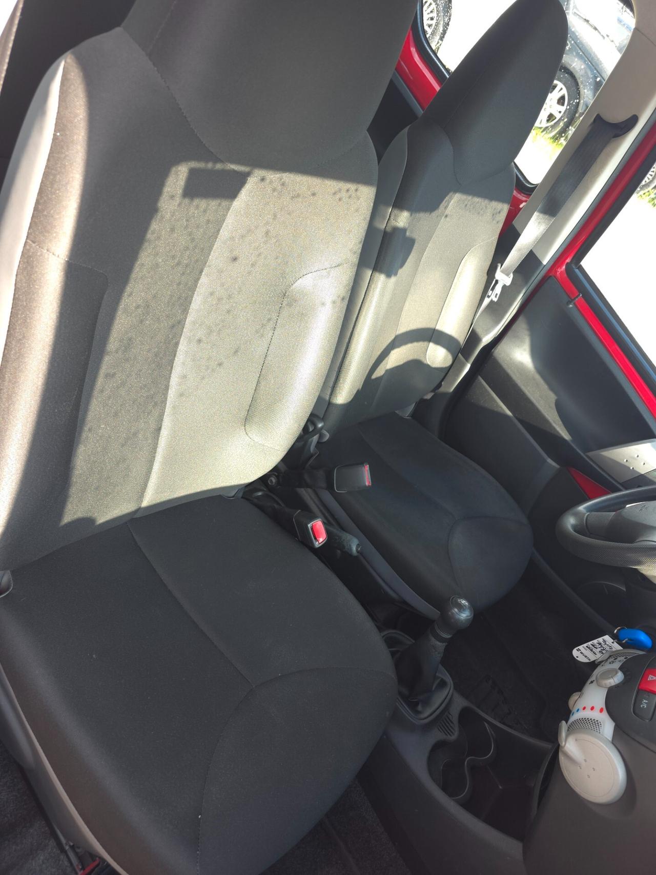 Toyota Aygo 1.0 12V VVT-i 5 porte Orange Connect