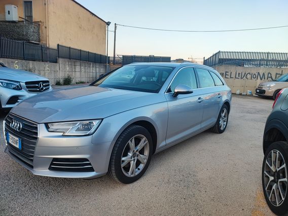 Audi A4 Avant 2.0 TDI 150 CV ultra S tronic Design