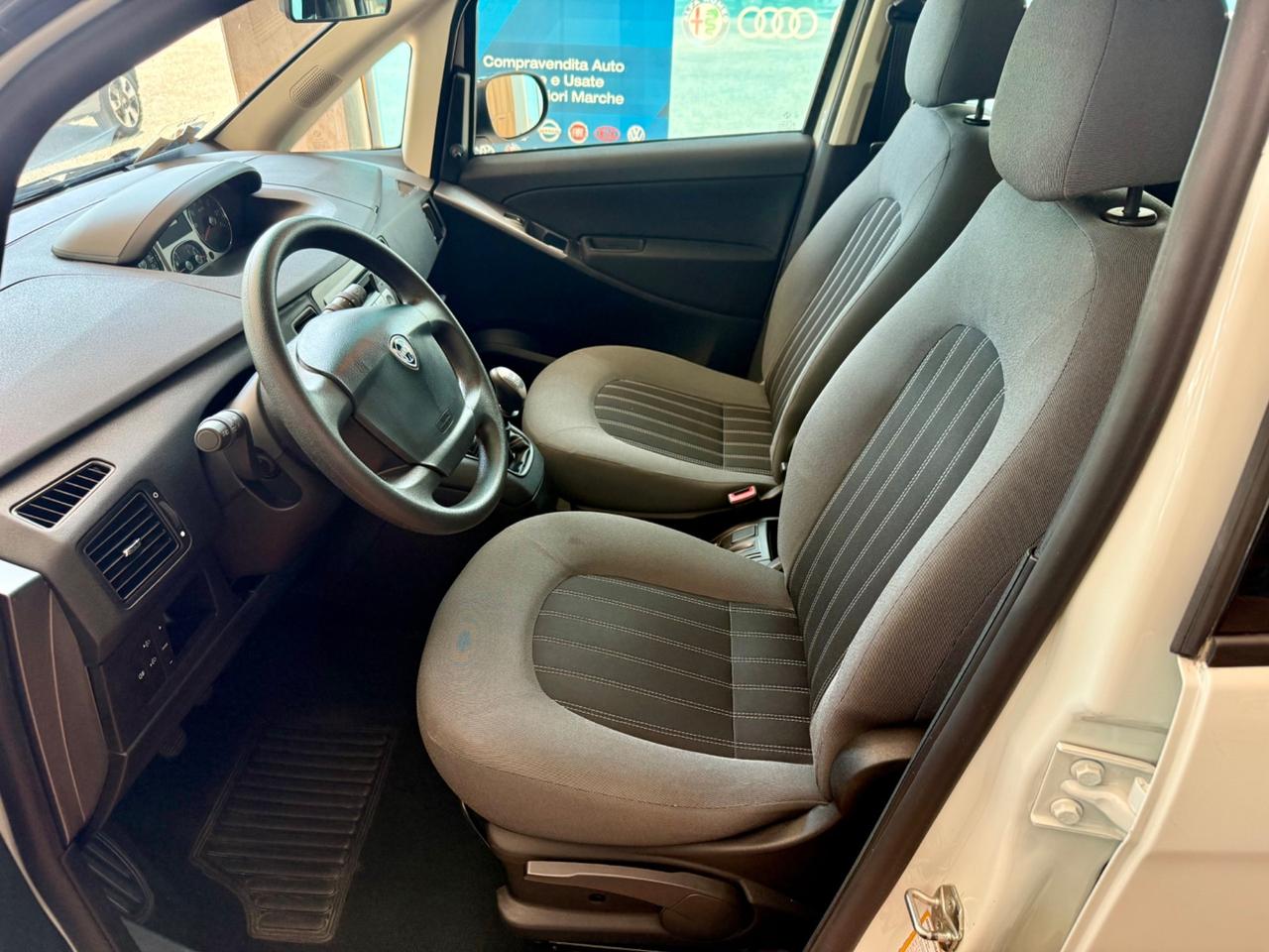 Lancia Musa 1.4 benz 95cv Neopatentati