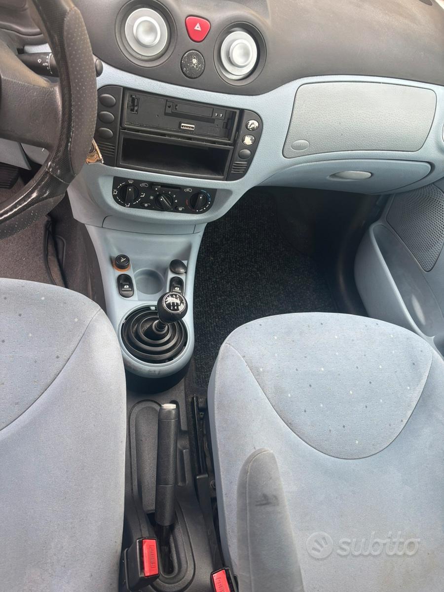 CITROEN C3 1.4BENZ 2005