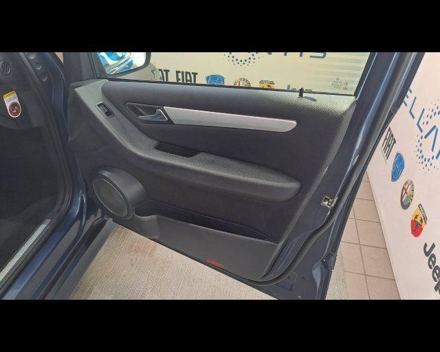 MERCEDES-BENZ B 200 cdi Sport