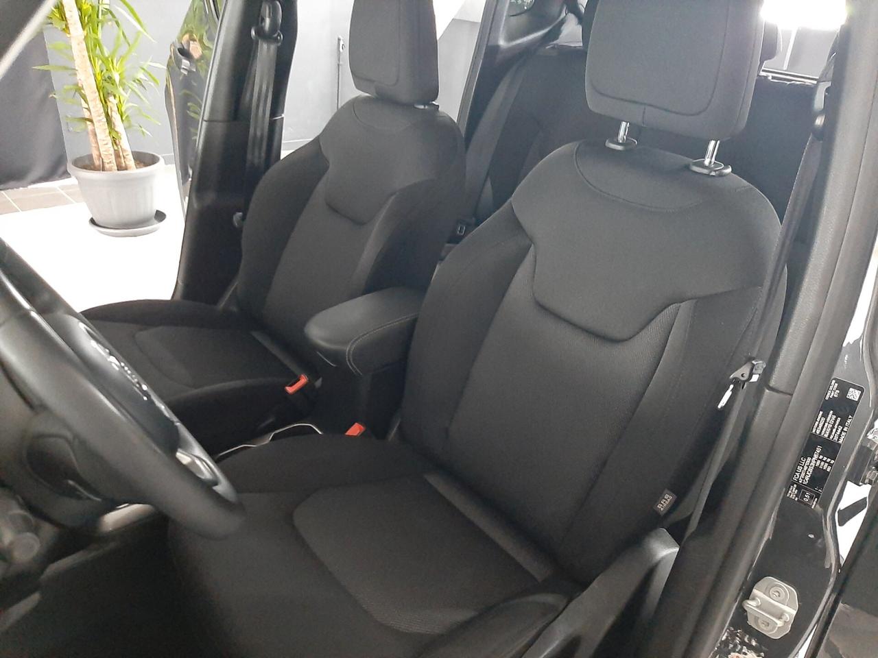 Jeep Renegade 1.6 Mjt 130 CV Longitude