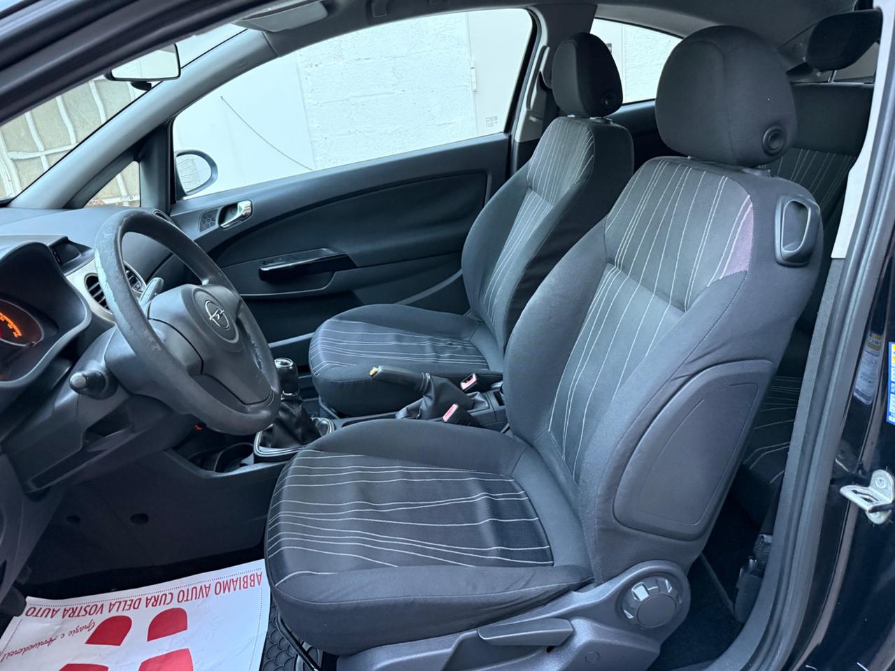 Opel Corsa 1.0 3 porte Enjoy