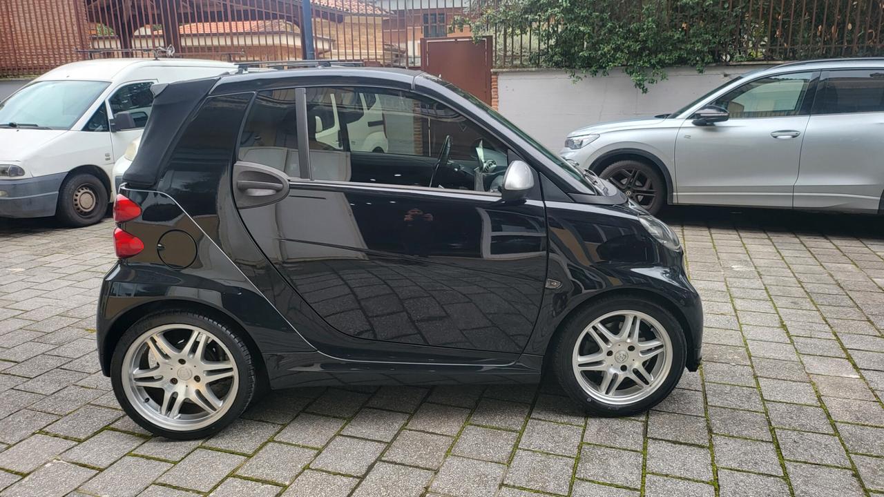 Smart ForTwo 1000 72 kW cabrio BRABUS Xclusive