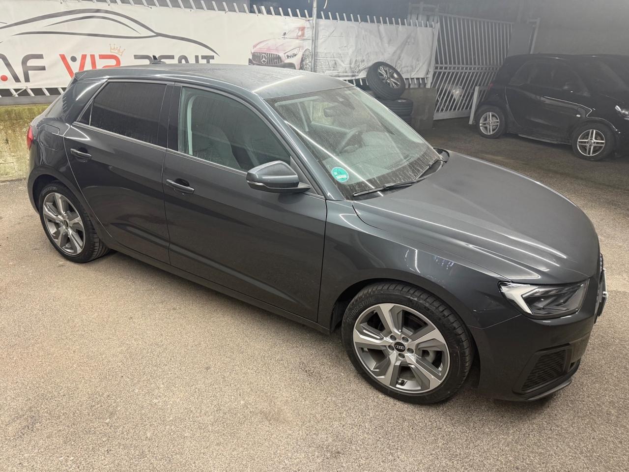 Audi A1 SPB 35 TFSI S tronic Identity Black