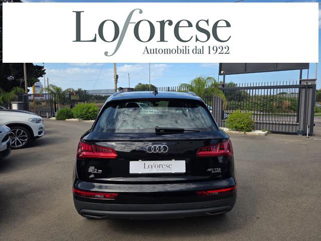 AUDI Q5 40 TDI quattro S tronic Business Design