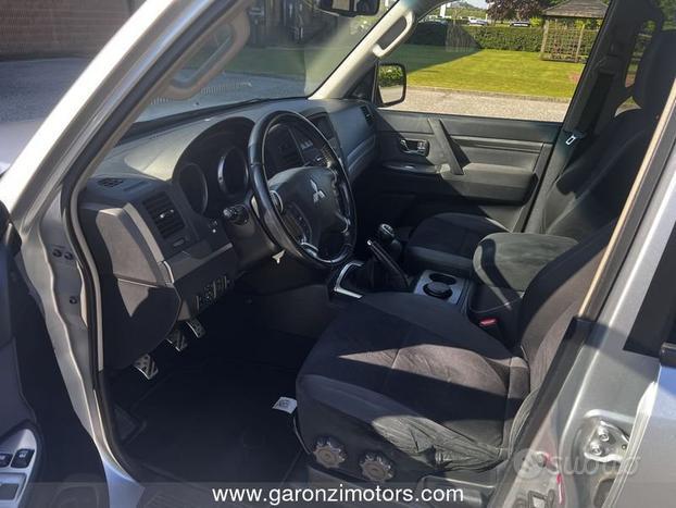 Mitsubishi Pajero 3.2 DI-D 16V 5p. Intense