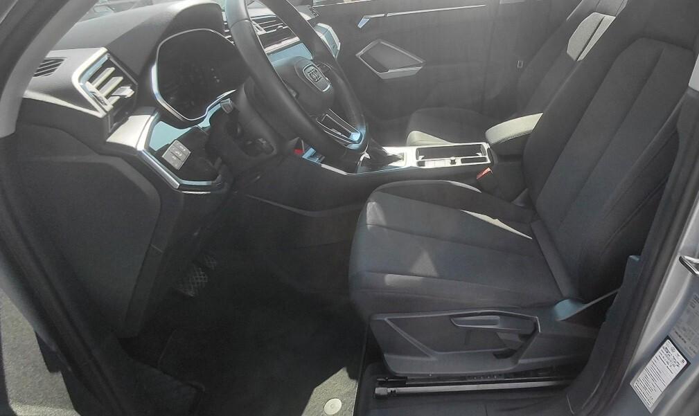 Audi Q3 40 TDI quattro S tronic Business