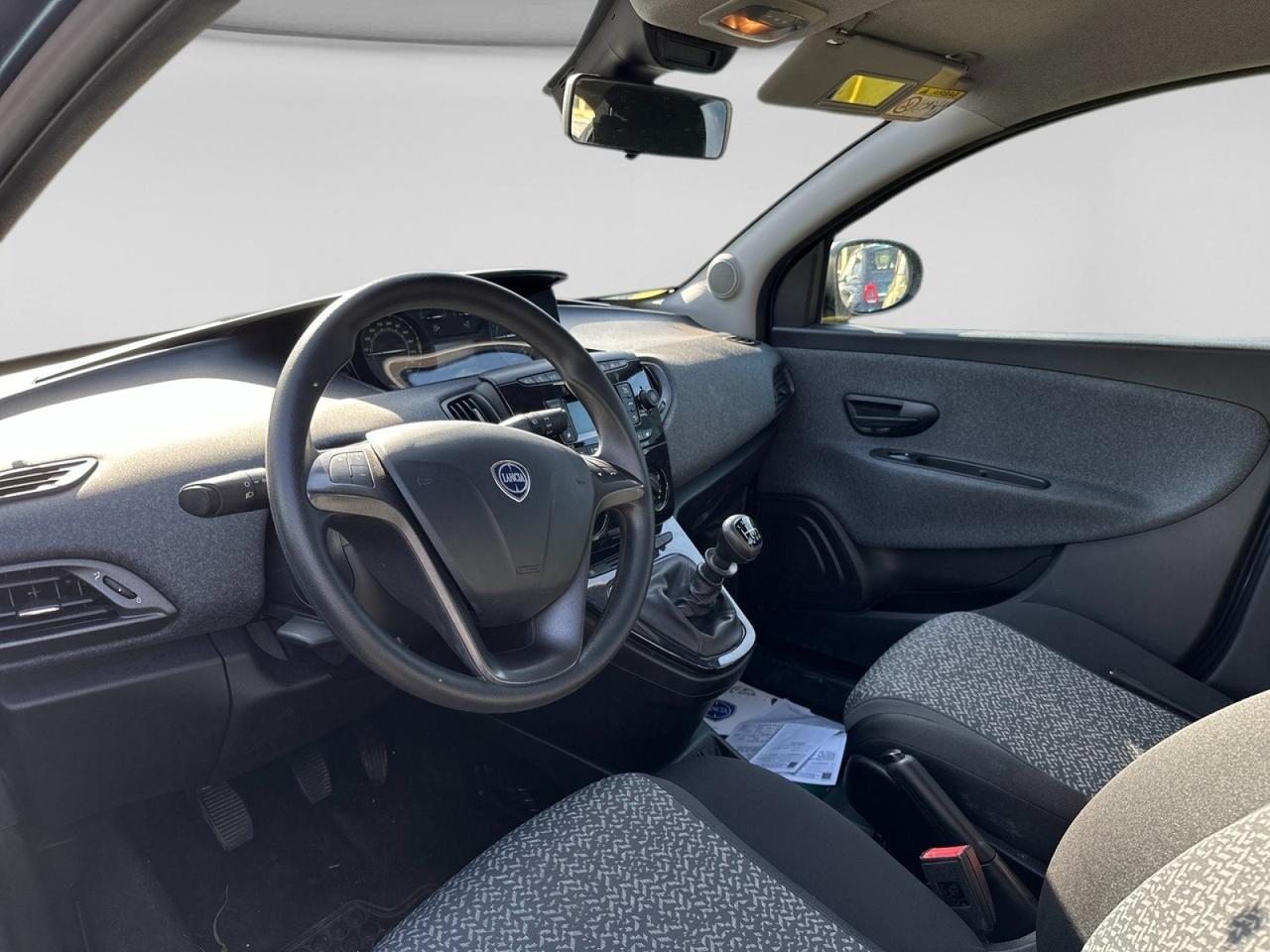 LANCIA Ypsilon III 2021 - Ypsilon 1.0 firefly hybrid Silver s&s 70cv