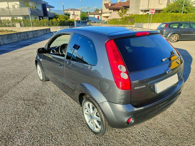 FORD Fiesta 1.2 Benzina Ghia 3 Porte