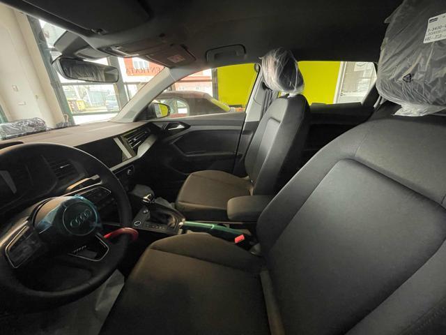 AUDI A1 allstreet 30 TFSI S tronic Identity Contrast