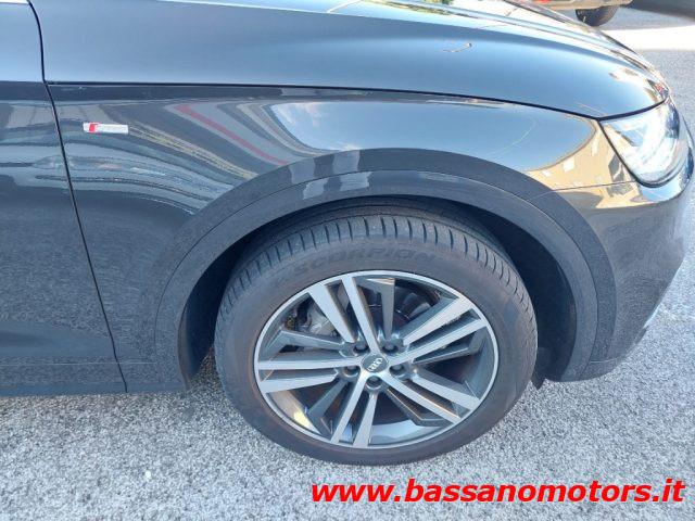 AUDI Q5 40 TDI quattro S tronic Design S-LINE ESTERNO