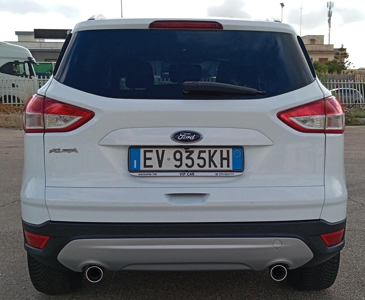 Ford Kuga 2.0 TDCI 150 CV S&S 4WD Powershift Titanium